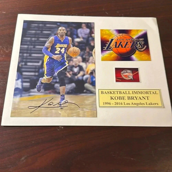 - Kobe Bryant Los Angeles Lakers signed photo - Picture 1 of 1
